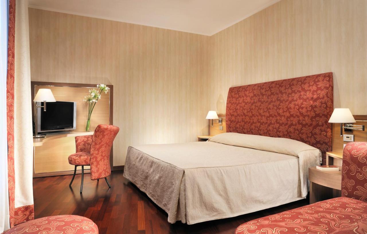 Poli Hotel Сан-Витторе-Олона Экстерьер фото