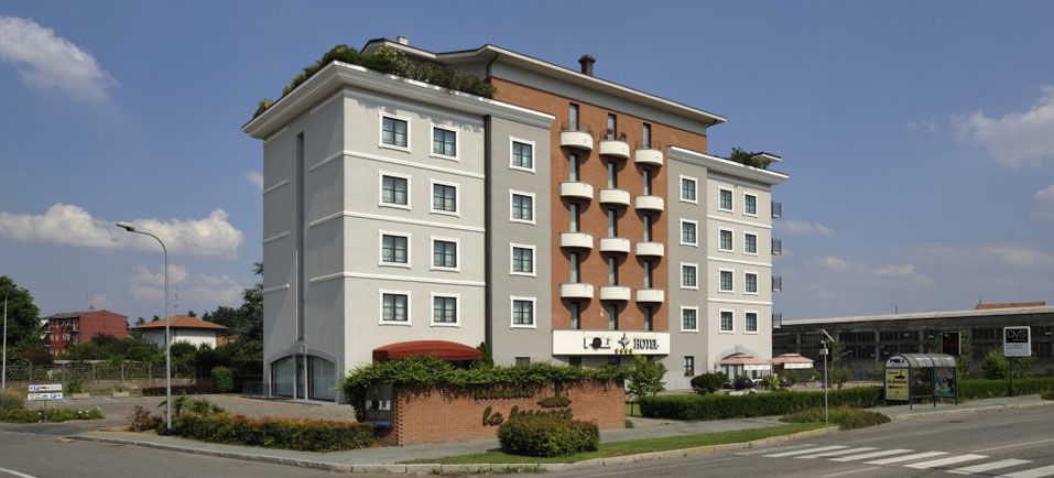 Poli Hotel Сан-Витторе-Олона Экстерьер фото